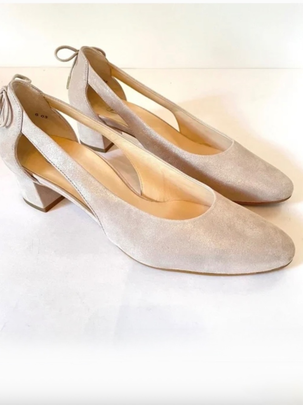 Paul Green Paulina Tan Nude Cachemire Metallic Suede Heel 6.5/9 GUC Comfort shoe